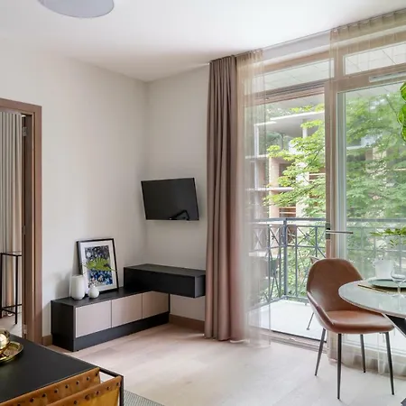 Modern Boutique In The Center